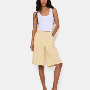 Short fluide beige taille haute